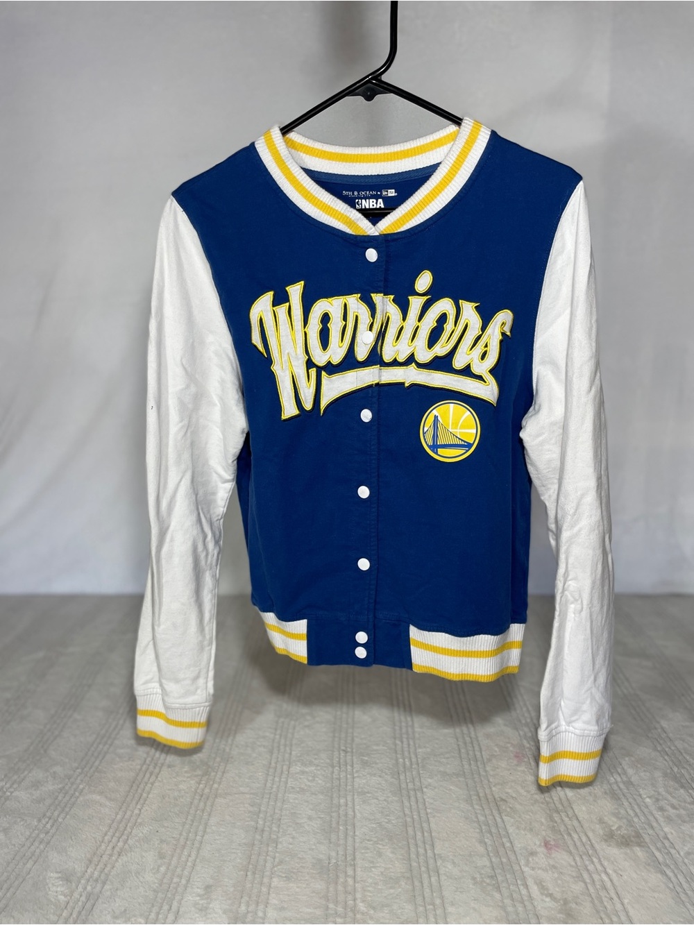 Golden State Warriors Women’s Varsity Jacket Small NBA Blue White 5th & Ocean